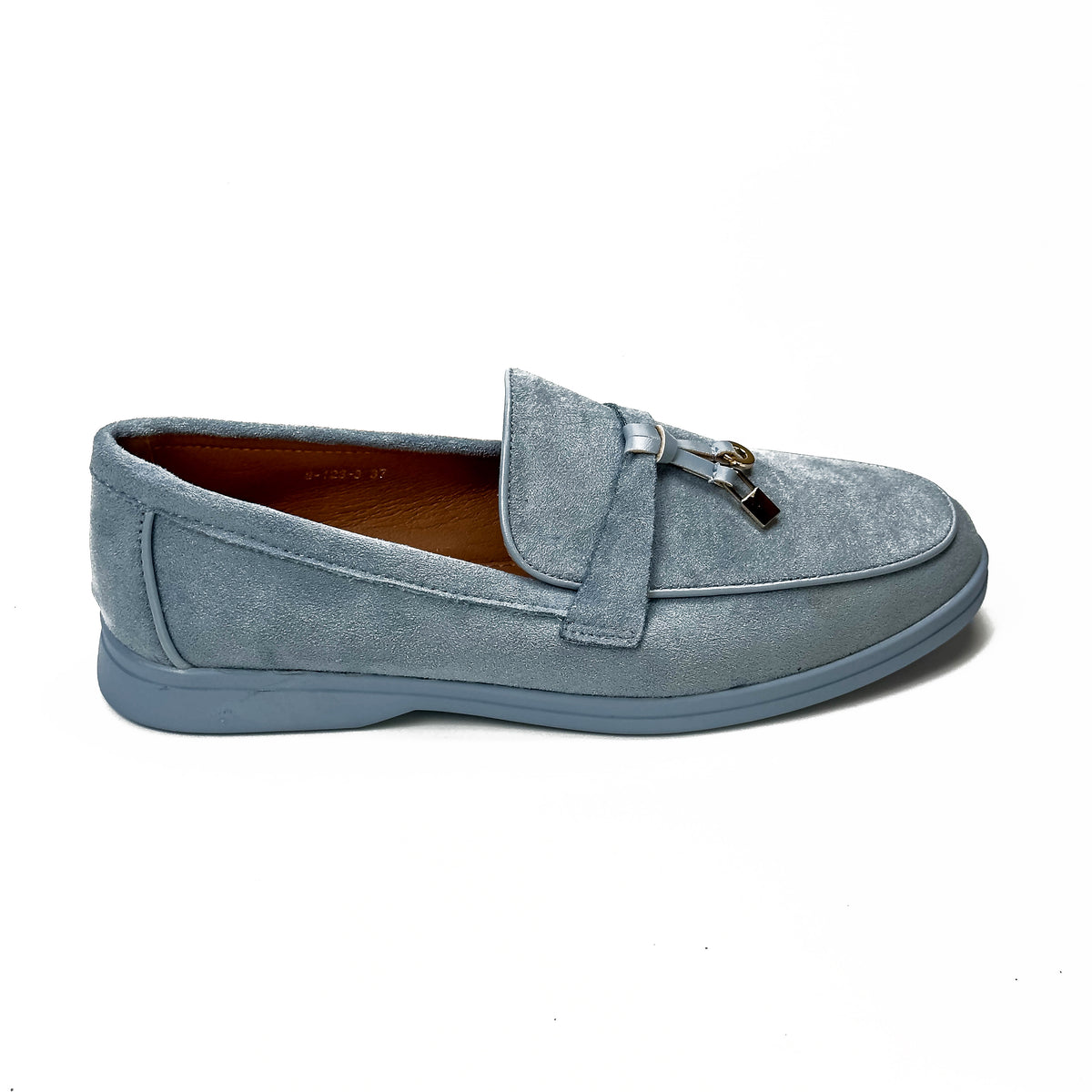 Mocassins femme bleu clair à bride et ornement métallique, vue de profil – SELEX