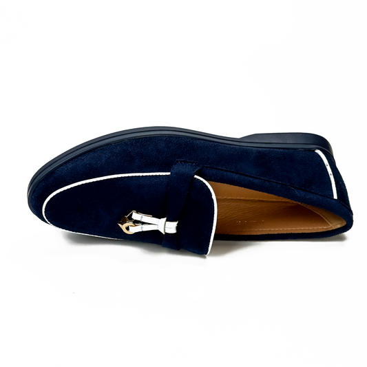 Mocassins femme Europeana bleu marine à pampilles métalliques, vue de dessus – SELEX