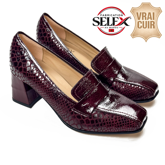 Mocassins femme à talon en cuir 100 % bordeaux, vue de la paire – SELEX