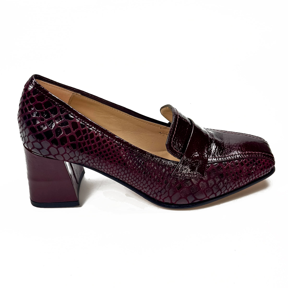 Mocassins femme à talon en cuir 100 % bordeaux, vue de profil – SELEX